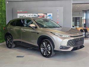 MG HS 2.0T Luxury - Image 1