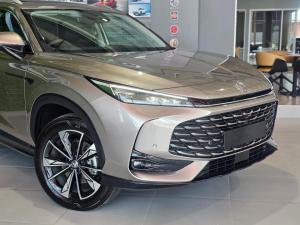 MG HS 2.0T Luxury - Image 5