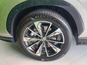 MG HS 2.0T Luxury - Image 7