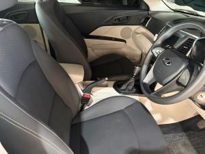 Mahindra XUV300 1.5TD W6 - Image 10
