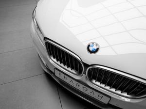 BMW 7 Series 750i - Image 10