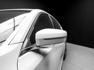 BMW 7 Series 750i - Image 7