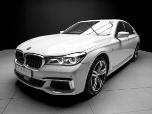 BMW 7 Series 750i - Image 8