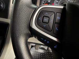 Toyota Quantum 2.8 SLWB panel van - Image 9