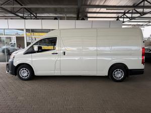 Toyota Quantum 2.8 SLWB panel van - Image 18