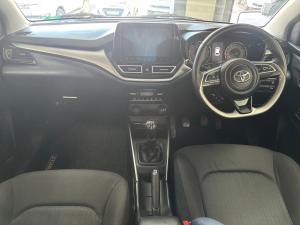 Toyota Starlet 1.5 XR manual - Image 6