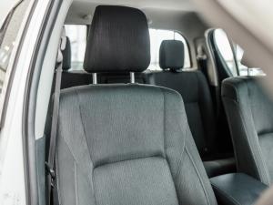 Toyota Hilux 2.4GD-6 double cab 4x4 Raider X auto - Image 11