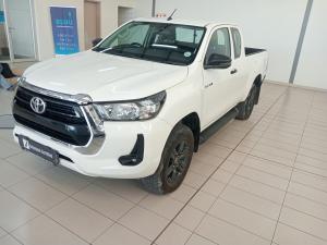 Toyota Hilux 2.4GD-6 Xtra cab Raider manual - Image 8