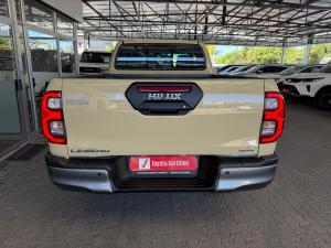 Toyota Hilux 2.8GD-6 Xtra cab 4x4 Legend manual - Image 5