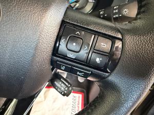 Toyota Hilux 2.8GD-6 Xtra cab 4x4 Legend manual - Image 9
