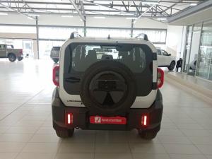Toyota Land Cruiser FJ 2.7 4x4 GX - Image 5