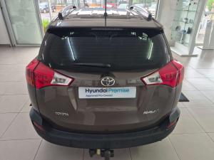 Toyota RAV4 2.0 GX - Image 4