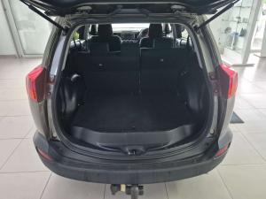 Toyota RAV4 2.0 GX - Image 5