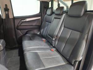 Isuzu D-Max 300 3.0TD double cab 4x4 LX auto - Image 10