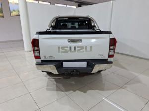 Isuzu D-Max 300 3.0TD double cab 4x4 LX auto - Image 5