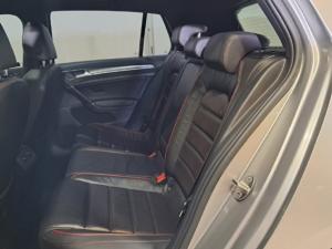 Volkswagen Golf GTI - Image 15