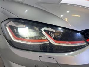 Volkswagen Golf GTI - Image 16