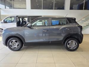 Mahindra XUV 3XO 1.2T MX2 auto - Image 4