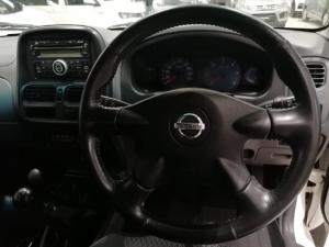 Nissan NP300 Hardbody 2.5TDi double cab 4x4 - Image 13