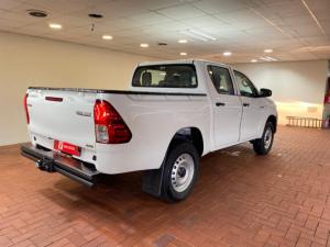 Toyota Hilux 2.4GD-6 double cab 4x4 SR - Image 3