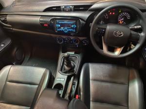 Toyota Hilux 2.4GD-6 double cab 4x4 SR - Image 7