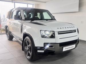 Land Rover Defender 110 D300 X-Dynamic SE - Image 10