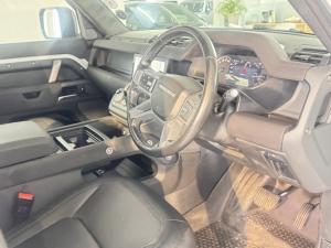 Land Rover Defender 110 D300 X-Dynamic SE - Image 9