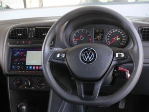 Volkswagen Polo Vivo hatch 1.6 Comfortline auto - Image 14