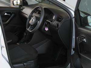 Volkswagen Polo Vivo hatch 1.6 Comfortline auto - Image 20