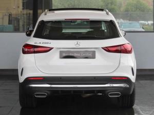 Mercedes-Benz GLA GLA200 Progressive - Image 3