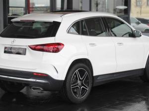 Mercedes-Benz GLA GLA200 Progressive - Image 4