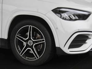 Mercedes-Benz GLA GLA200 Progressive - Image 6
