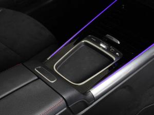Mercedes-Benz GLA GLA200 Progressive - Image 9