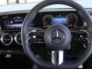 Mercedes-Benz A-Class A200 hatch Progressive - Image 12
