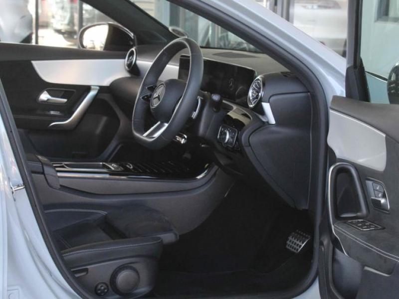 Mercedes-Benz A Class A-Class A200 hatch Progressive