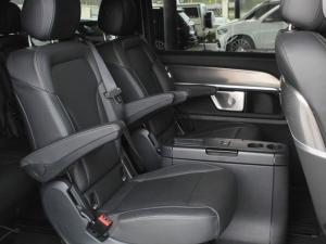 Mercedes-Benz V-Class V300d Exclusive - Image 17