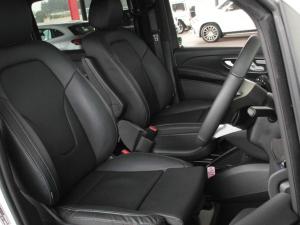 Mercedes-Benz V-Class V300d Exclusive - Image 19