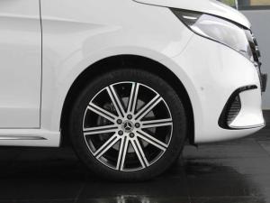 Mercedes-Benz V-Class V300d Exclusive - Image 23