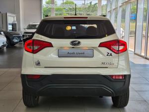 Mahindra XUV300 1.2T W6 - Image 21