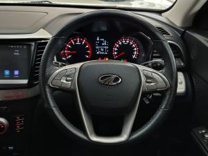 Mahindra XUV300 1.2T W6 - Image 7