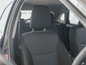 Toyota Starlet 1.4 XR auto - Image 11