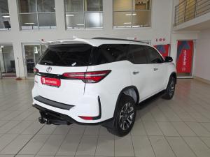 Toyota Fortuner 2.4GD-6 auto - Image 2