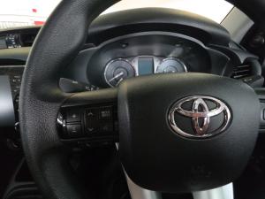 Toyota Hilux 2.4GD-6 single cab 4x4 Raider manual - Image 8