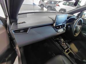 Toyota Corolla Cross 1.8 HEV GR-Sport - Image 7