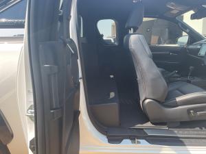 Toyota Hilux 2.8GD-6 Xtra cab 4x4 Legend 55 - Image 16
