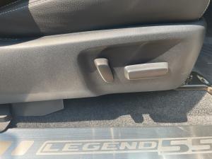 Toyota Hilux 2.8GD-6 Xtra cab 4x4 Legend 55 - Image 17