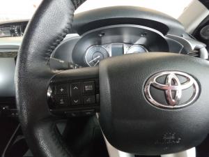 Toyota Hilux 2.8GD-6 48V double cab 4x4 Raider - Image 8