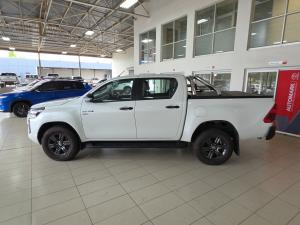 Toyota Hilux 2.8GD-6 48V double cab 4x4 Raider - Image 11