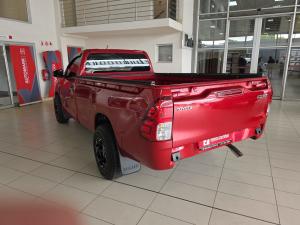Toyota Hilux 2.0 single cab S - Image 10