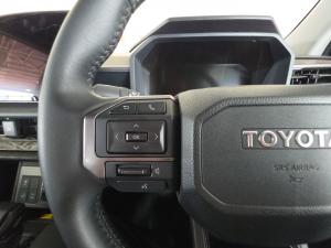 Toyota Hilux 2.8GD-6 Xtra cab Raider X 4x4 - Image 8